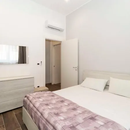 Guesthost - Bright & Functional Flat Lingotto Turin