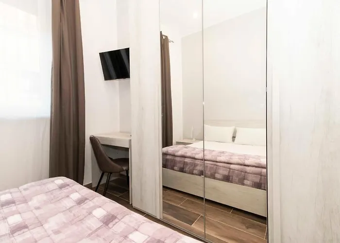 Guesthost - Bright & Functional Flat Lingotto * Torino