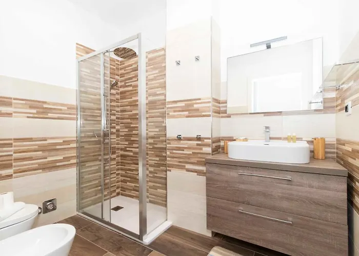 Guesthost - Bright & Functional Flat Lingotto Apartman