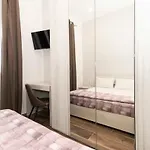 Guesthost - Bright & Functional Flat Lingotto * טורינו
